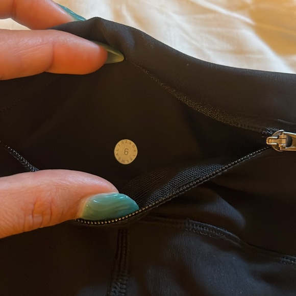Lululemon leggings - Picture 3 of 5